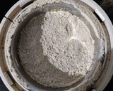 A picture of step 3 of Finger millet pakodas.