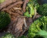 A picture of step 2 of Broccoli and Beef 🥩.