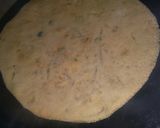 A picture of step 3 of Aloo+achaar mix paratha.