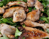 Foto del paso 4 de la receta: Ensalada de pollo y requesón con miel