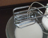 A picture of step 1 of Macroons.