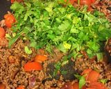 A picture of step 12 of Turkish stuffed aubergines with beef and tomatoes (Karniyarik) 🇹🇷.