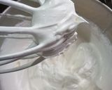 Foto del paso 9 de la receta: Cómo hacer el merengue italiano y no morir en el intento