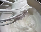 Foto del paso 9 de la receta: Cómo hacer el merengue italiano y no morir en el intento