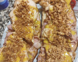 Foto del paso 6 de la receta: Tostadas de bacon, pollo, cebolla y miel/mostaza