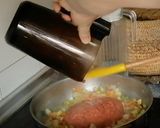 Foto del paso 8 de la receta: Choco en salsa con garbanzos