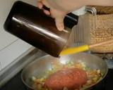 Foto del paso 8 de la receta: Choco en salsa con garbanzos