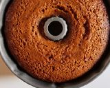 Foto langkah ke 6 dari resep Bolu Karamel.