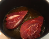 Foto del paso 2 de la receta: Filetes de falda de ternera guisados y puré de papas al pimentón