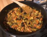Une image de l'étape 17 de Aubergines, carottes et ciboules au lard et curry.