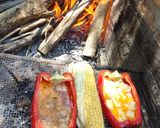 Foto del paso 7 de la receta: Morrones rellenos a la parrilla