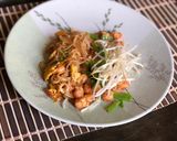 รูปขั้นตอนการทำที่ 3 ของ ผัดไทยกุ้งแลงโกสติโน (Lobster Tail Pad Thai)