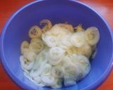 Tzatziki jellegű uborkasaláta- Ori módra recept fázis 1 fotója
