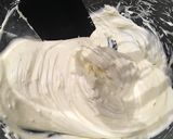 A picture of step 3 of Blueberry cheese cake.