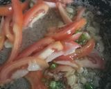 Foto langkah ke 1 dari resep Tumis Sarden Tomat.