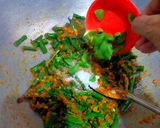Foto langkah ke 3 dari resep Sambal Goreng Kacang Panjang dan Kentang.