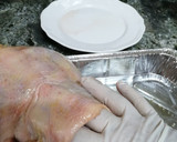 Foto del paso 5 de la receta: Pollo entero al horno