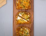 Foto del paso 2 de la receta: Tostas con huevo al horno