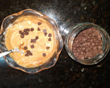 Foto del paso 3 de la receta: Heladito de dulce de leche y chips