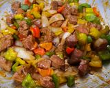 A picture of step 4 of Shaking Beef (Bò Lúc Lắc).