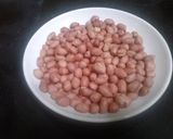 Hình bước làm 1 của món Lạc rang bằng lò vi sóng