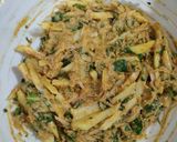 A picture of step 3 of Palak pakoray.