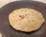 A picture of step 6 of Bajra Roti.