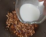 Foto langkah ke 3 dari resep Ayam Cincang Kecap (Isian Roti dan Bakpao).