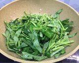 Foto langkah ke 1 dari resep Tumis Kangkung.