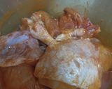 Gambar langkah 1 resipi Ayam Goreng Kunyit.
