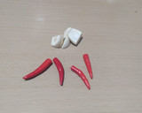 Foto del paso 1 de la receta: Salsa picante sriracha