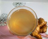 A picture of step 4 of Unpeeled Ginger Juice.