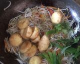 Foto langkah ke 3 dari resep Tumis Tauge Tofu.