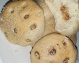 A picture of step 5 of Chicken kabab bun/ burger.