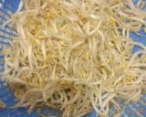 Foto langkah ke 1 dari resep Oseng tahu kulit dan tauge.