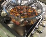 Une image de l'étape 4 de Compote de prunes au curaçao et sucre punjabi.