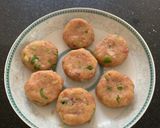 Foto langkah ke 5 dari resep Perkedel Kentang Kornet.