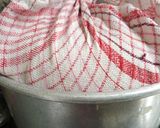 Foto langkah ke 5 dari resep Putu bambu (cetakan talam).