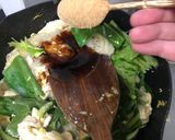รูปขั้นตอนการทำที่ 5 ของ ผัดซีอิ๊วอกไก่เส้นเล็ก(จะว่าคลีนก็ได้)