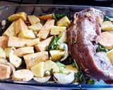Foto del paso 2 de la receta: Carne al horno con papas y batatas