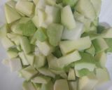 A picture of step 1 of Raw mango drink.