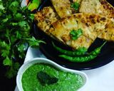 A picture of step 4 of Aloo paratha.