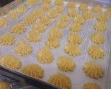 Foto langkah ke 5 dari resep Sus kering.