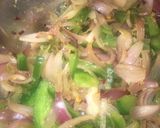 A picture of step 3 of Creamy veg sandwich.