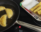 Foto del paso 7 de la receta: Empanada Venezolana de Pollo desmechado 🐔 y Salsa de Ajo 🧄🌿