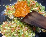 A picture of step 4 of Schezwan Fried Rice.