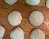 Une image de l'étape 3 de Petits pains farcis aux olives.