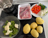 Foto del paso 1 de la receta: Patatas guisadas con cordero