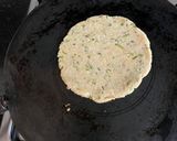 A picture of step 2 of Rajgira Masala Paratha.