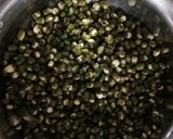 A picture of step 1 of Pesarettu.